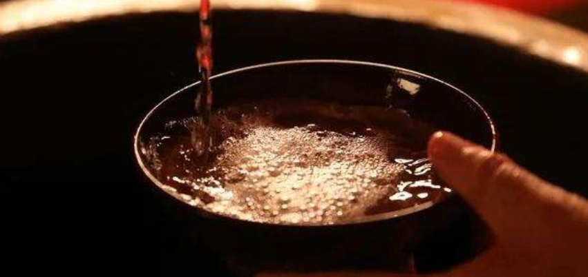 酱酒勾调中基酒是什么意思?酱香型基酒能直接喝吗